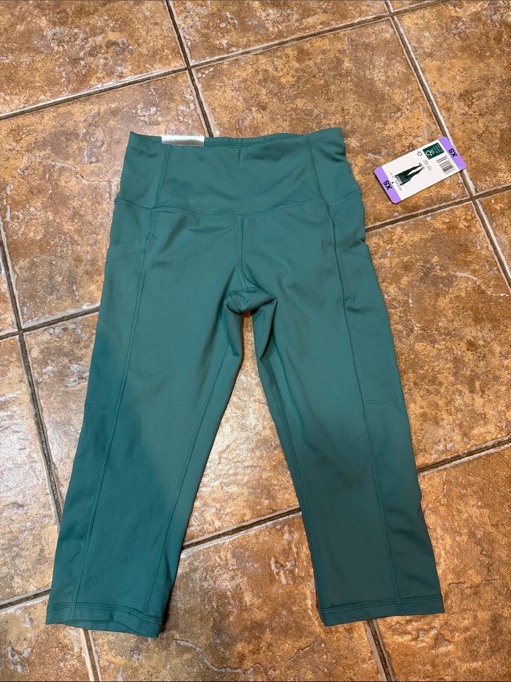 32 Degrees Teal Capri Leggings with Side Pockets